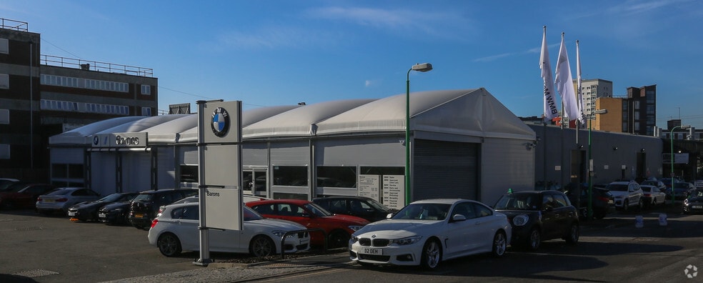 1 Browns Ln, Londres à louer - Photo principale - Image 1 de 1