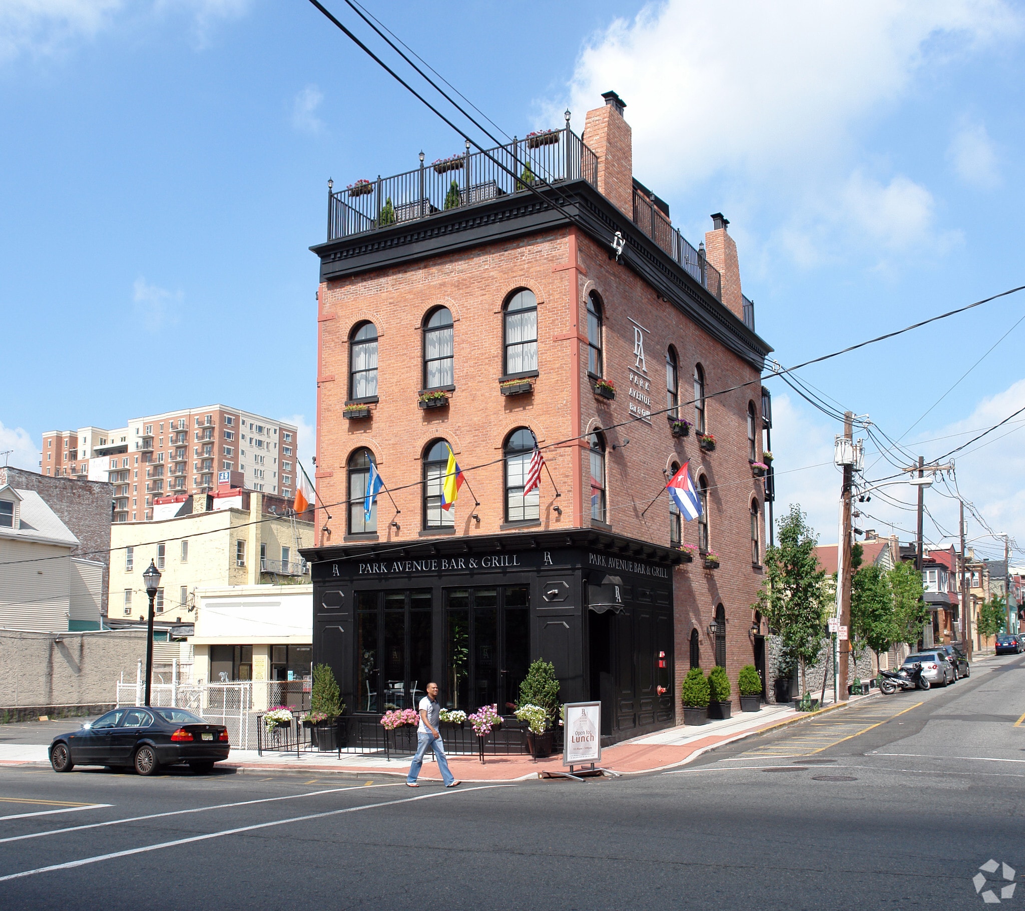 3417 Park Ave, Weehawken, NJ à vendre Photo principale- Image 1 de 25