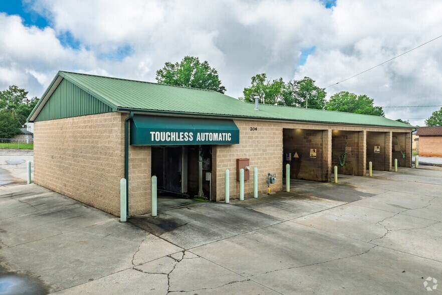 214 S Salisbury Ave, Granite Quarry, NC for sale - Building Photo - Image 2 of 20