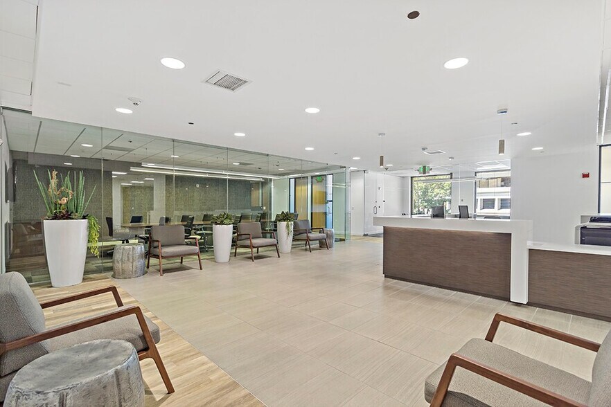 2570 N 1st St, San Jose, CA à louer - Photo du bâtiment - Image 1 de 6