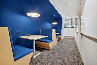 385 Viger Avenue W Humaniti, Montréal, QC à louer Photo intérieure- Image 2 de 8