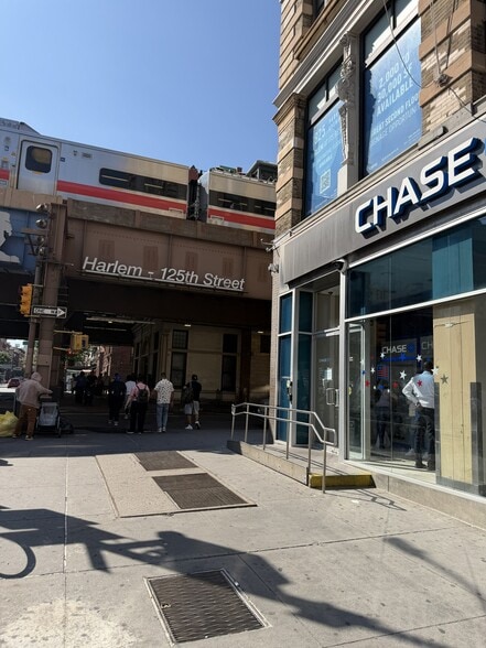113 E 125th St, New York, NY for lease - Building Photo - Image 3 of 3