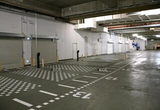 Industrial in Paris for lease Building Photo- Image 2 of 10