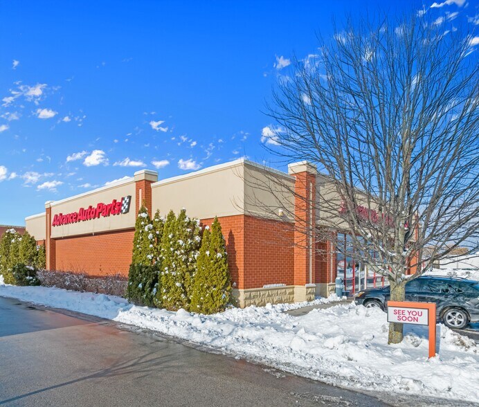 2820 S Business Dr, Sheboygan, WI à vendre - Photo du bâtiment - Image 3 de 5