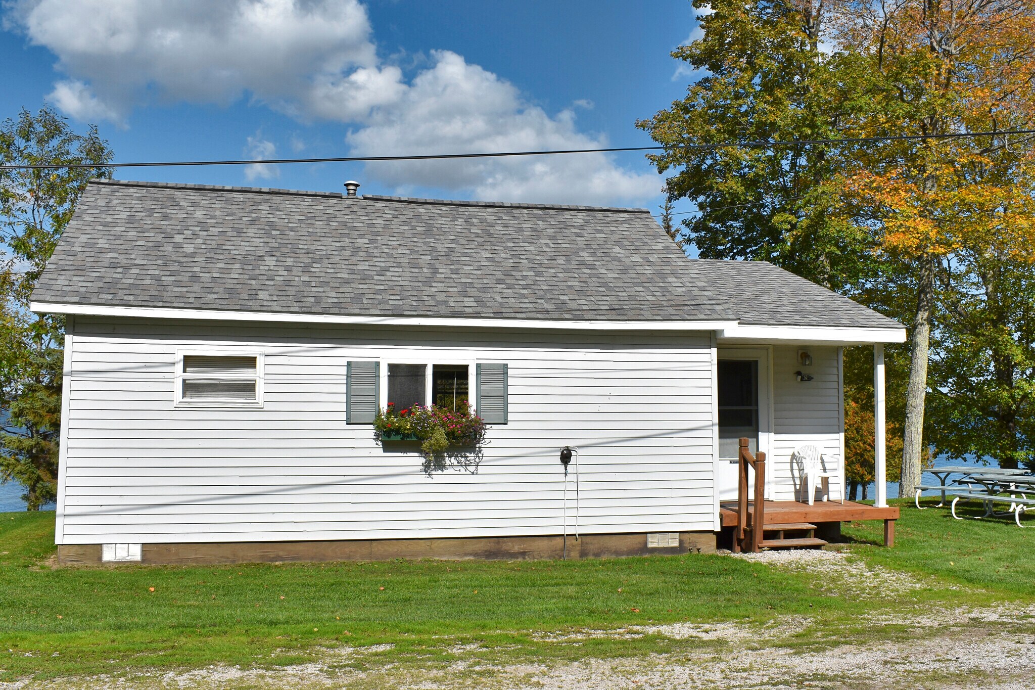 W18070 County Rd, Germfask, MI for sale Primary Photo- Image 1 of 12