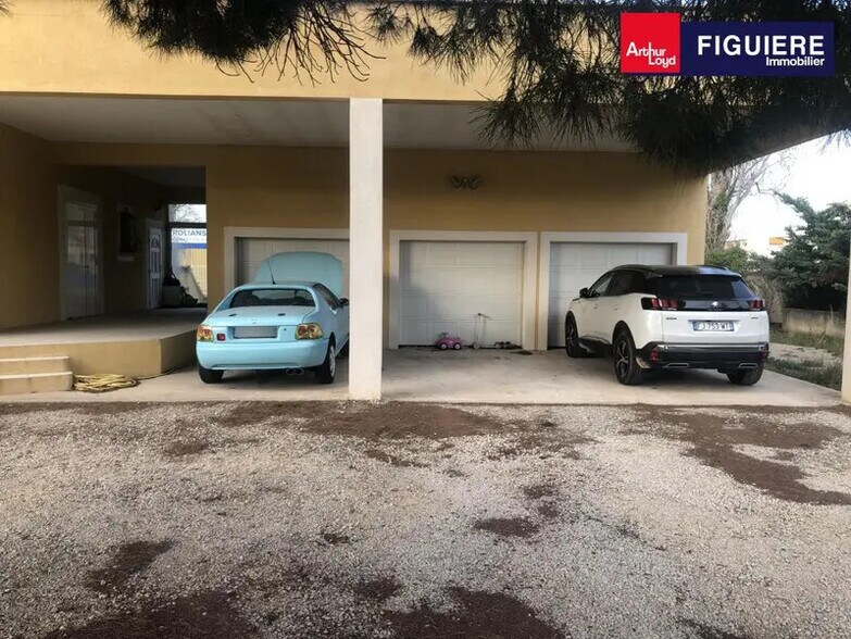 Commerce de détail dans Istres à vendre - Photo du bâtiment - Image 3 de 15