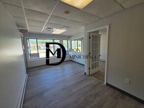 1234 Us-9, Wappingers Falls, NY for lease Interior Photo- Image 1 of 9