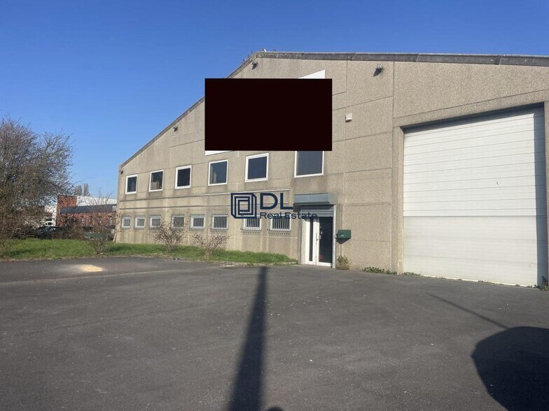 Industriel dans Lesquin à vendre - Photo du bâtiment - Image 1 de 4