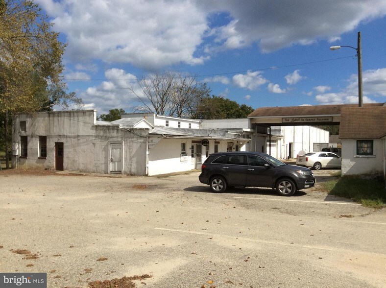 1736 Dutch Mill Rd, Franklinville, NJ à vendre - Photo du bâtiment - Image 3 de 9