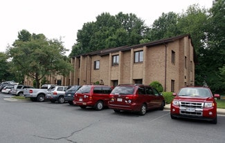 More details for 5210-5216 Lyngate Ct, Burke, VA - Office for Lease