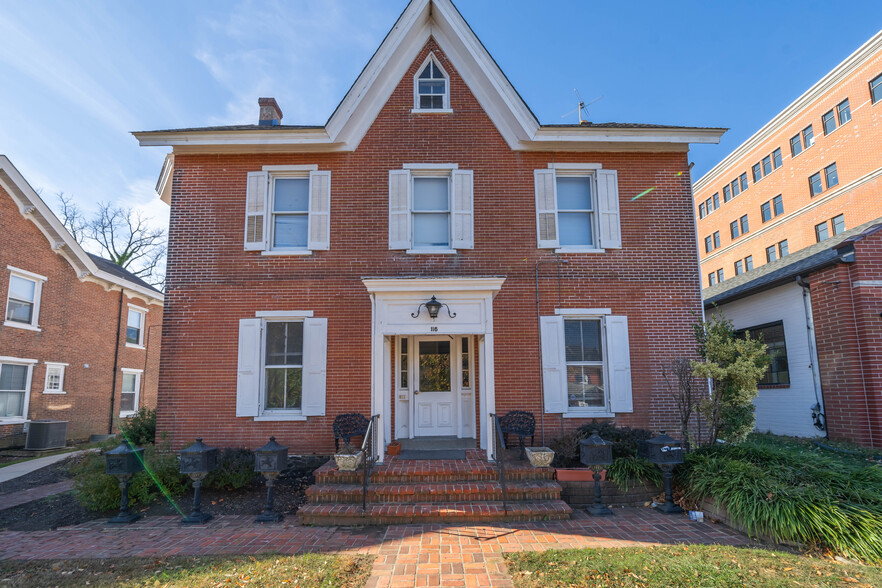 116 S Broad St, Kennett Square, PA à vendre - Photo du bâtiment - Image 1 de 1