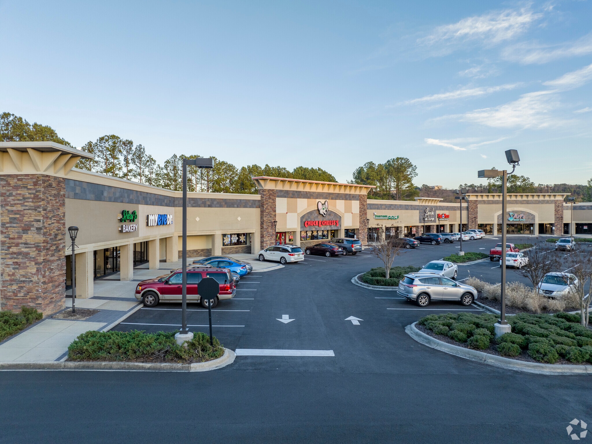 4637-4647 US Highway 280, Birmingham, AL for lease Primary Photo- Image 1 of 9