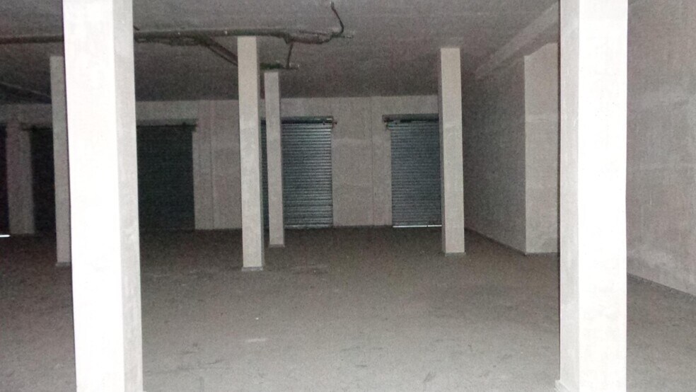 Retail in Petrer, Alicante for sale - Interior Photo - Image 1 of 45