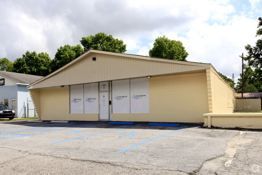 225 Red Bank Rd, Goose Creek, SC à louer - Photo du bâtiment - Image 3 de 3
