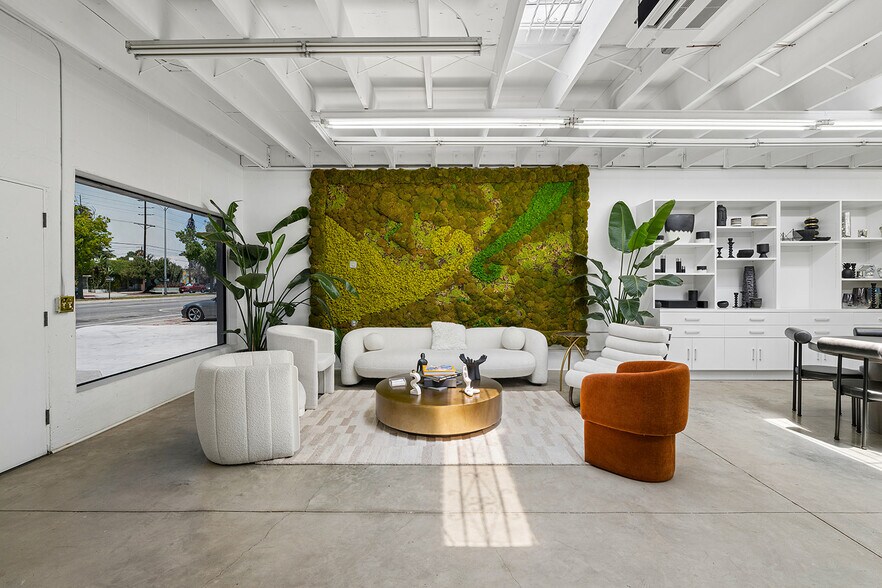8560 Venice Blvd, Los Angeles, CA à vendre - Photo intérieure - Image 2 de 28