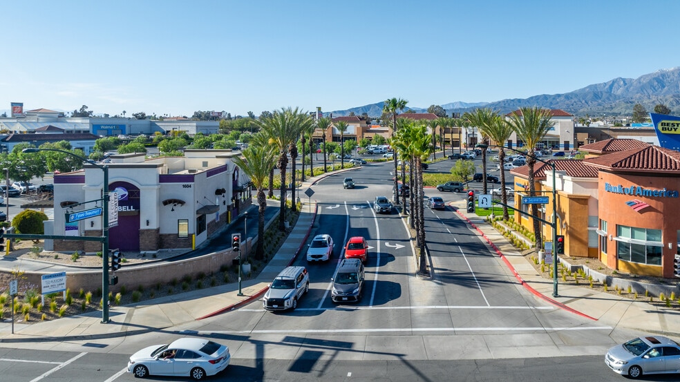 1634-1650 Highland Springs Ave, Beaumont, CA for lease - Building Photo - Image 3 of 8