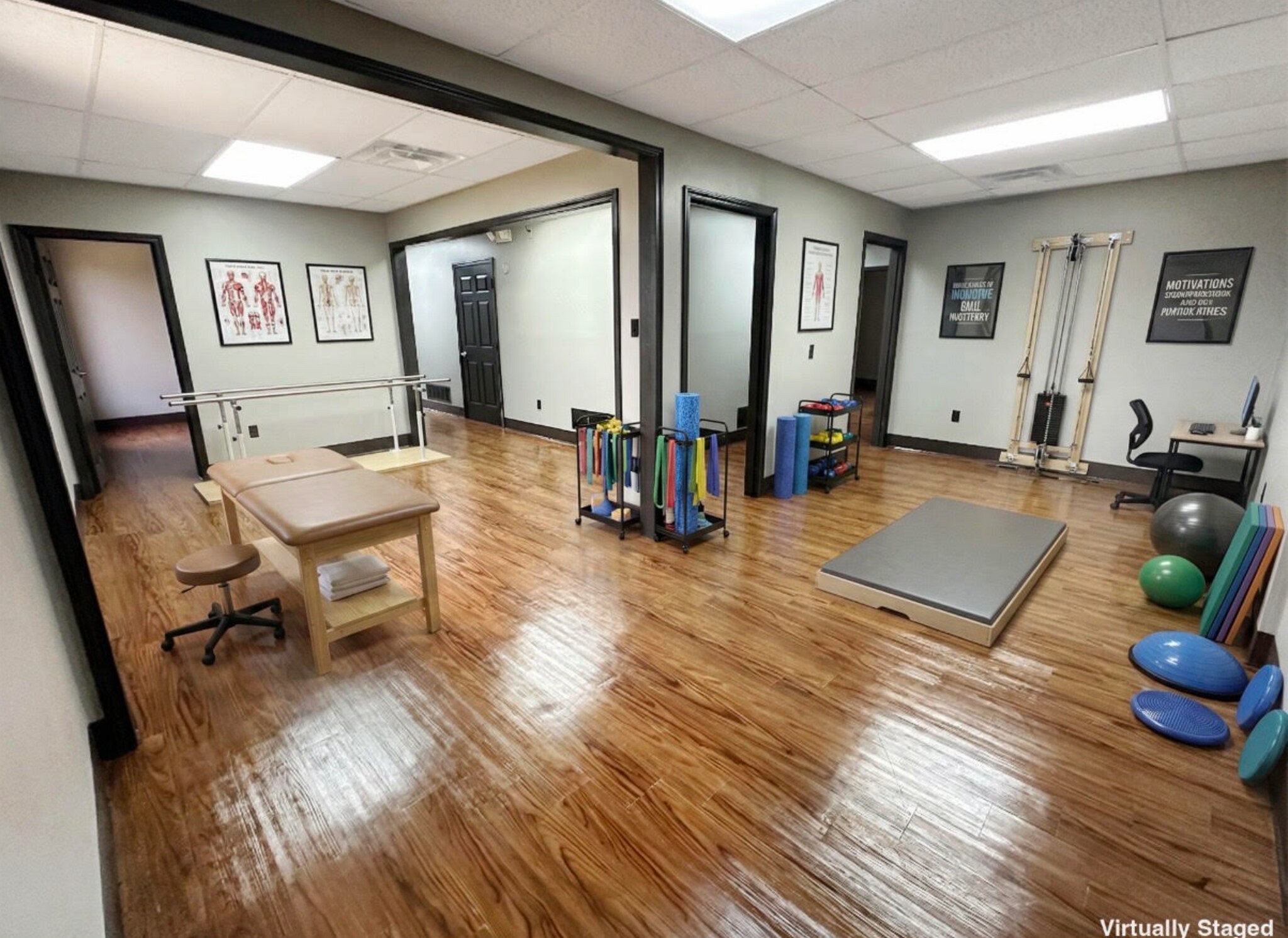 100 Greenbriar Dr, Campbellsville, KY for lease Interior Photo- Image 1 of 9