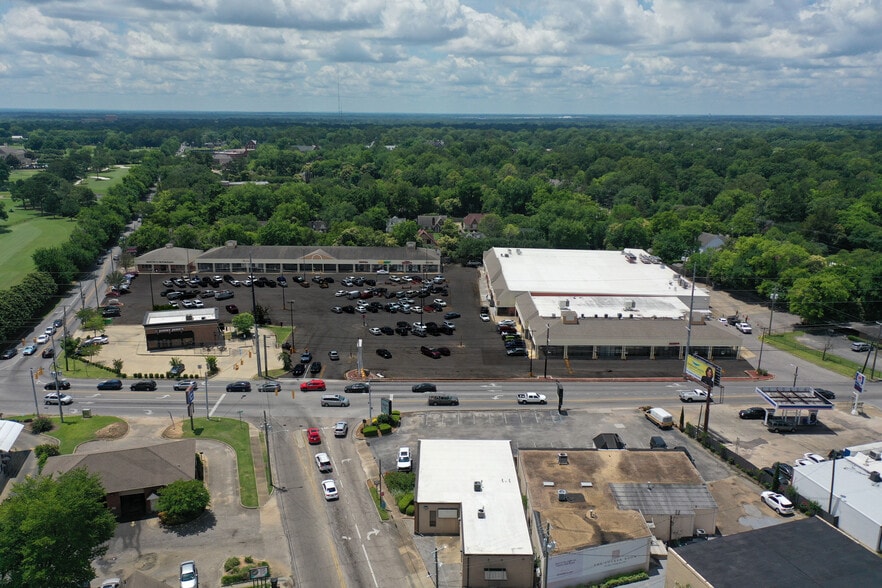 1740 Carter Hill Rd, Montgomery, AL for lease - Building Photo - Image 2 of 6