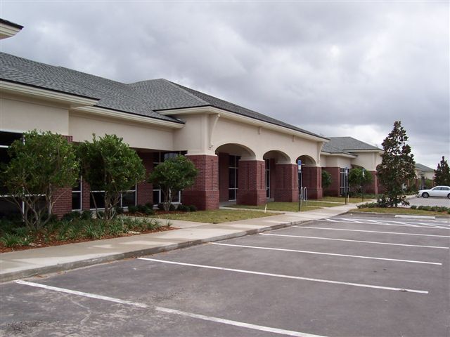 2511 Saint Johns Bluff Rd S, Jacksonville, FL à louer - Photo du bâtiment - Image 3 de 9
