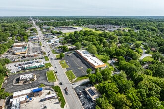 6289 N Oak Tfwy, Gladstone, MO - Aerial map view