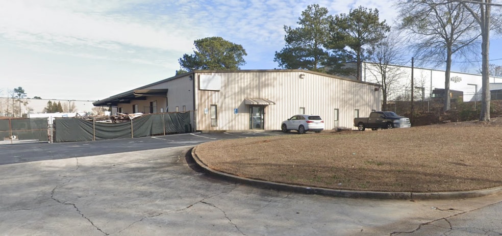 6740 Tribble St, Lithonia, GA for sale - Building Photo - Image 1 of 13