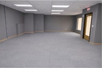 55 Douglas Pike, Smithfield, RI for sale Interior Photo- Image 2 of 2