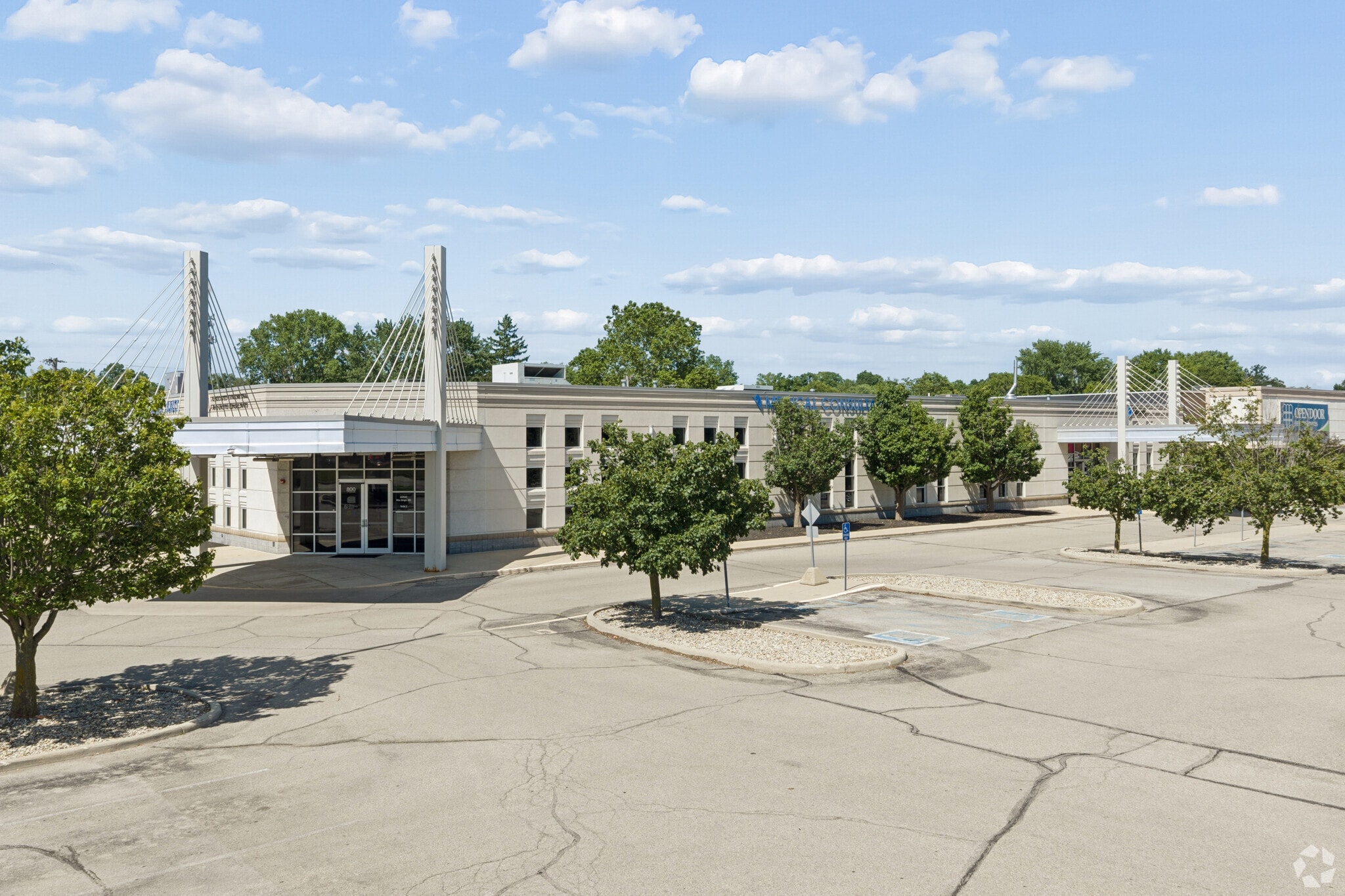 800 S Tillotson Ave, Muncie, IN for lease Building Photo- Image 1 of 50