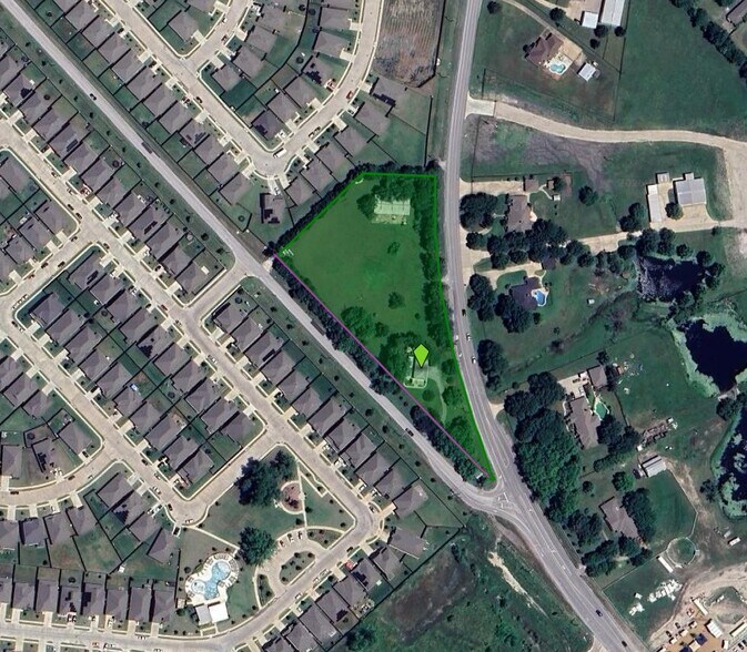 15326 Lake Ray Hubbard Dr, Forney, TX à vendre - Photo du bâtiment - Image 2 de 13