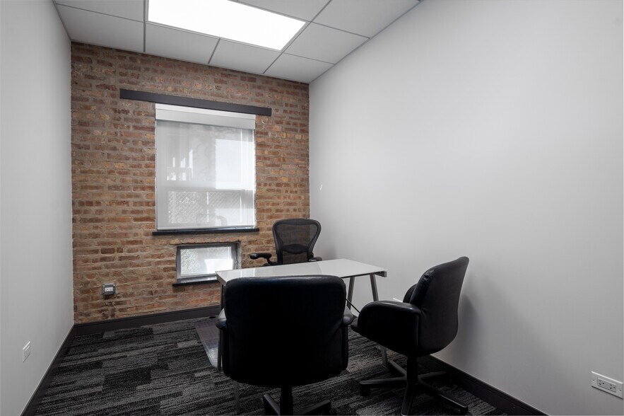 6127 S University Ave, Chicago, IL à louer - Photo du bâtiment - Image 3 de 10