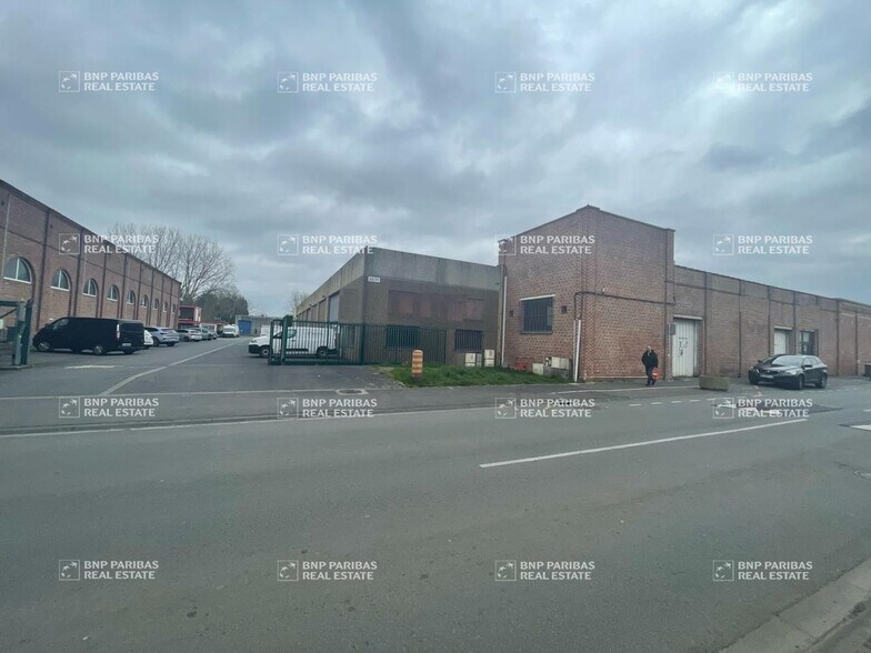 Flex in Pérenchies for lease - Building Photo - Image 2 of 19