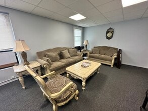 2 Schoolhouse Rd, Pine Island, NY à louer Photo intérieure- Image 2 de 5