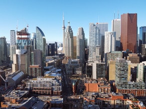 161 Bay St, Toronto, ON - AERIAL  map view