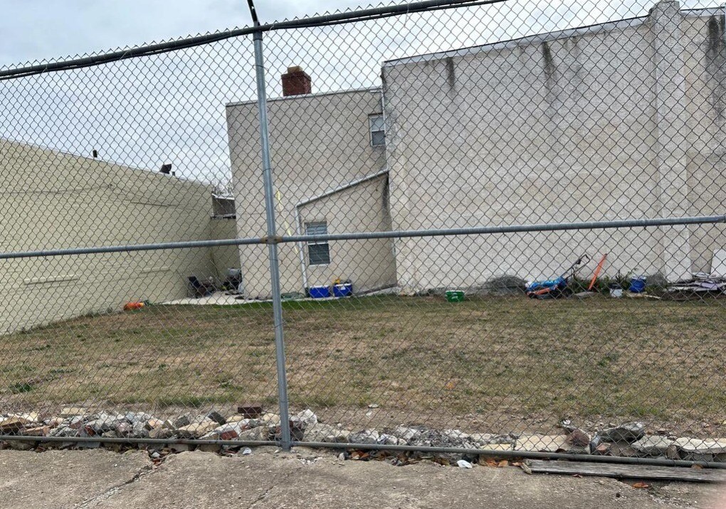 2119-23 E Ann St, Philadelphia, PA à vendre Photo du bâtiment- Image 1 de 5