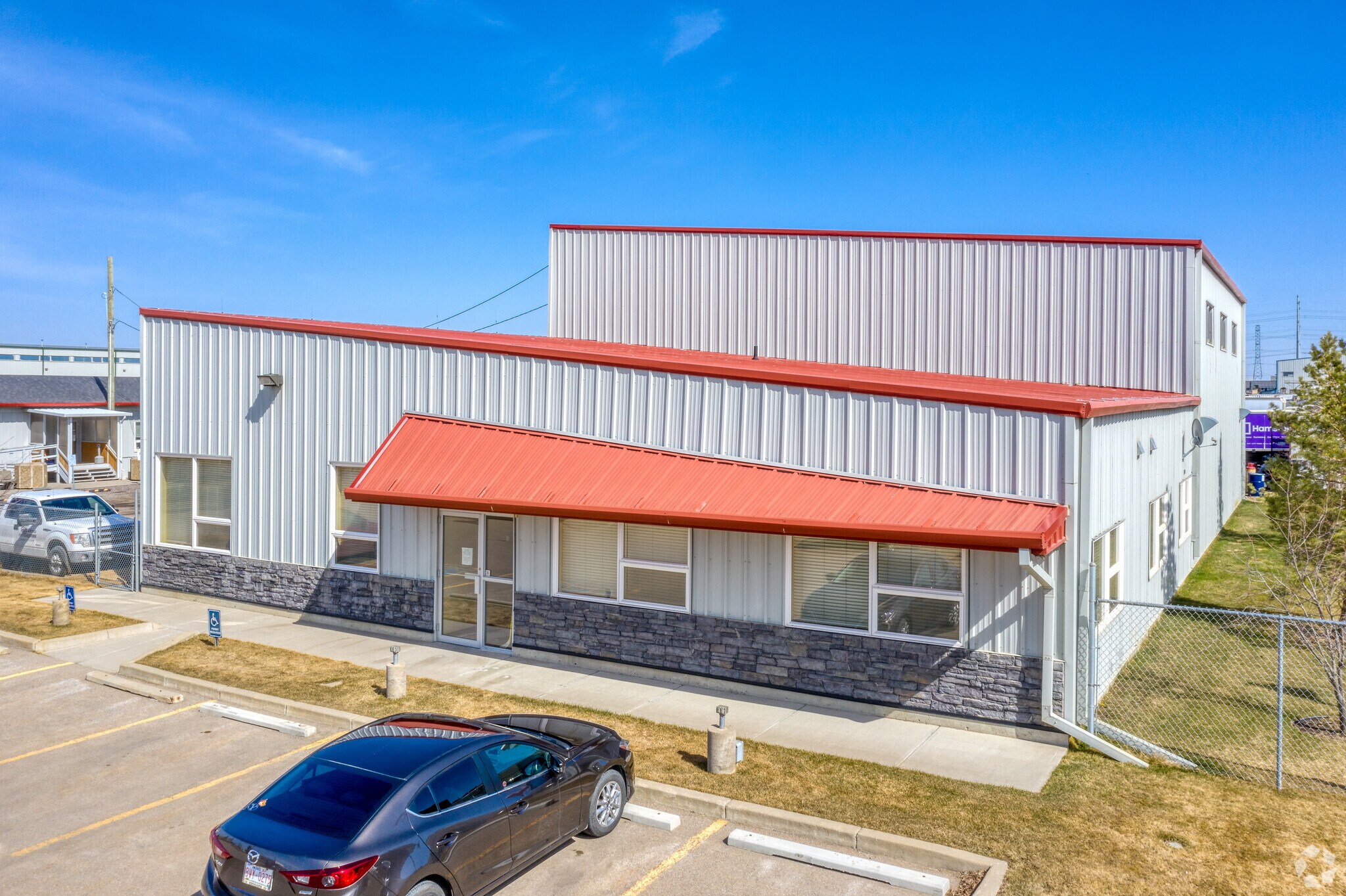 9550 Enterprise Way SE, Calgary, AB for sale Primary Photo- Image 1 of 1