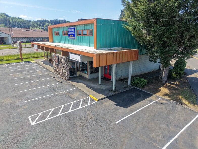 2133 Winchester ave, Reedsport, OR for sale - Building Photo - Image 3 of 25