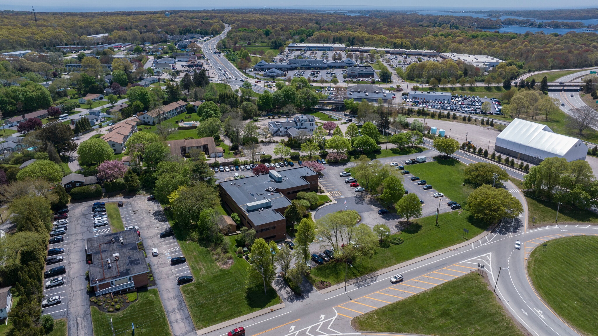 360 Kingstown Rd, Narragansett, RI à vendre Photo principale- Image 1 de 4