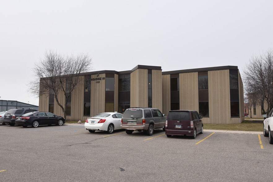 1131 Westrac Dr, Fargo, ND à louer - Photo du bâtiment - Image 2 de 3