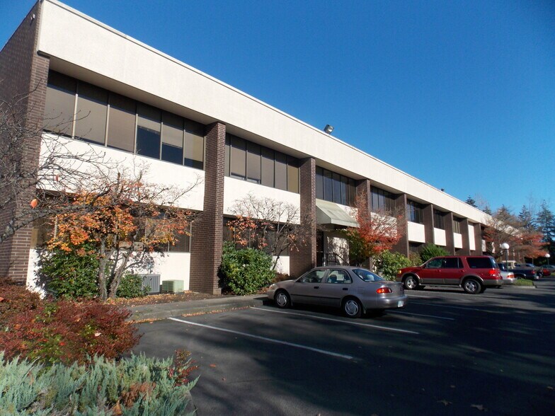 10700 SW Beaverton Hillsdale Hwy, Beaverton, OR à louer - Photo du bâtiment - Image 2 de 6