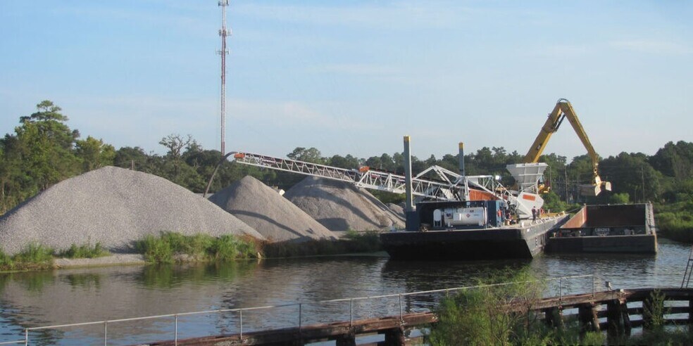 1504 McKenzie Rd, Panama City, FL for lease - Building Photo - Image 1 of 7