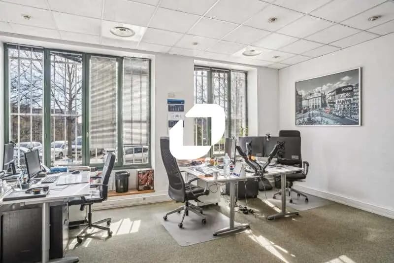 Office in Caluire-et-Cuire for sale - Interior Photo - Image 2 of 12