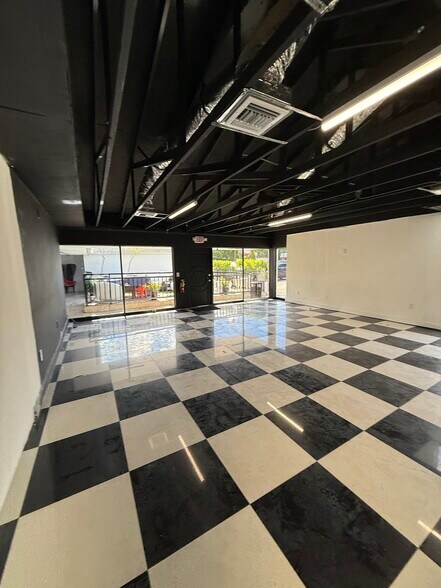 777 NE 79th St, Miami, FL à louer - Photo du bâtiment - Image 3 de 9