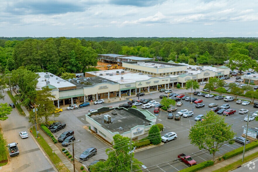 5029 Falls of Neuse Rd, Raleigh, NC à louer - Photo du bâtiment - Image 1 de 10