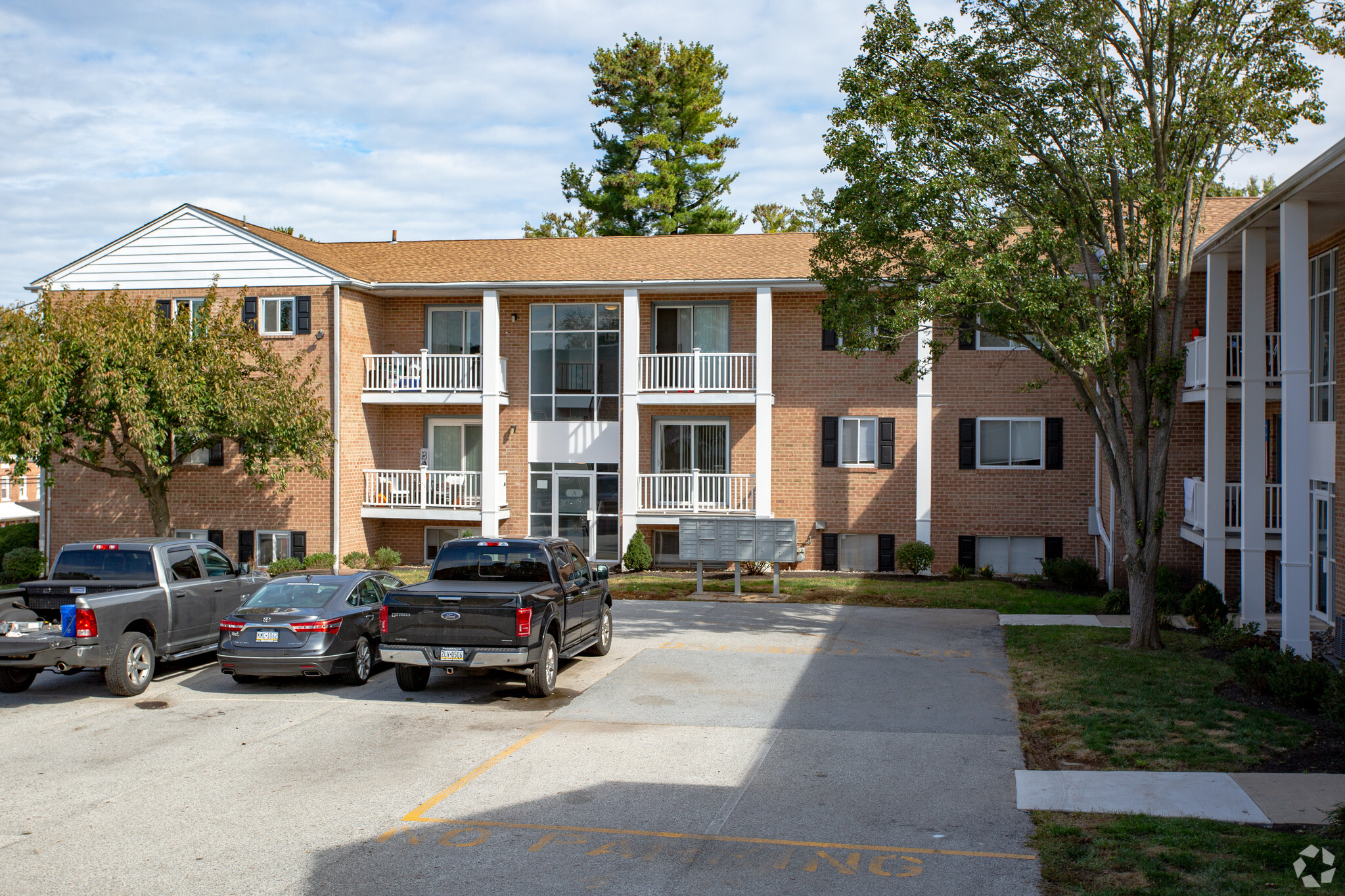 25 N 5th Ave, Royersford, PA for sale Primary Photo- Image 1 of 1