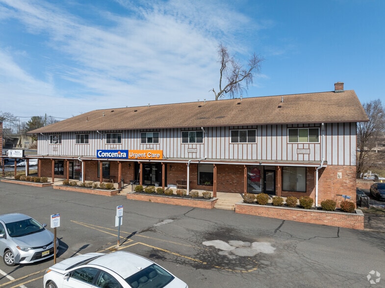 350 Grove St, Bridgewater, NJ for lease - Building Photo - Image 2 of 21