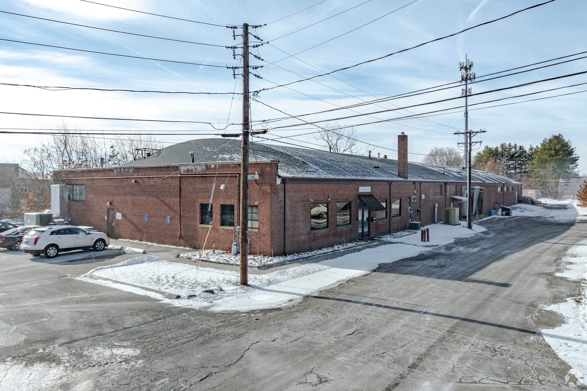 10 Sparks St, Plainville, CT à vendre Photo principale- Image 1 de 23