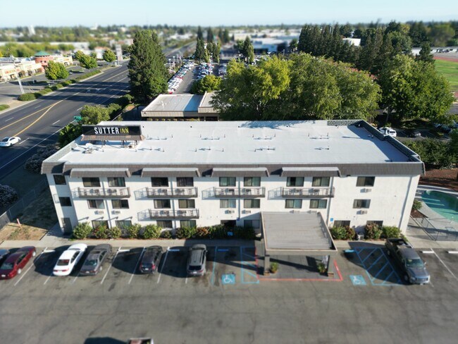 Plus de détails pour 730 N Palora Ave, Yuba City, CA - Services hôteliers à vendre