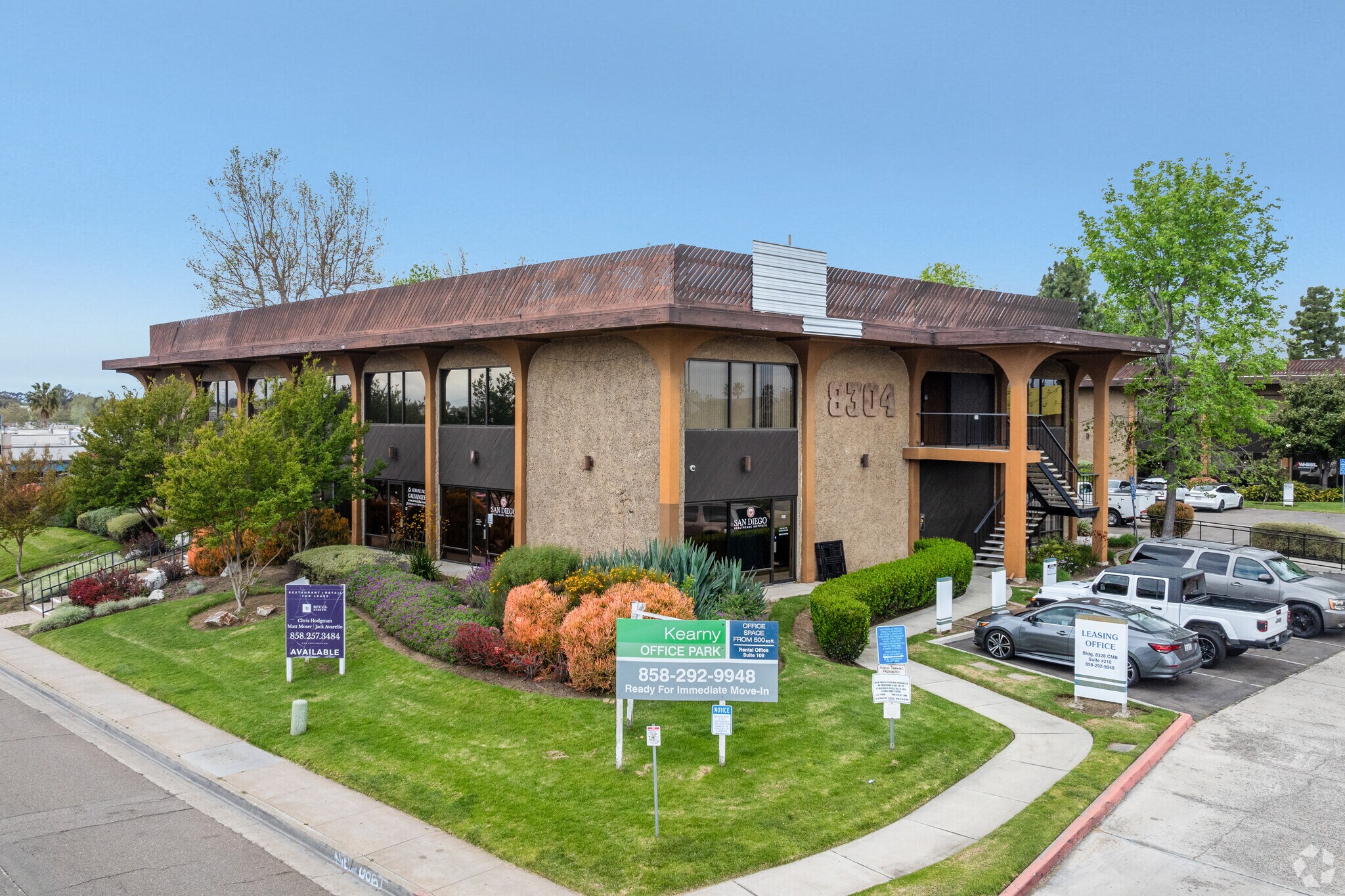 8328 Clairemont Mesa Blvd, San Diego, CA à louer Photo du bâtiment- Image 1 de 10