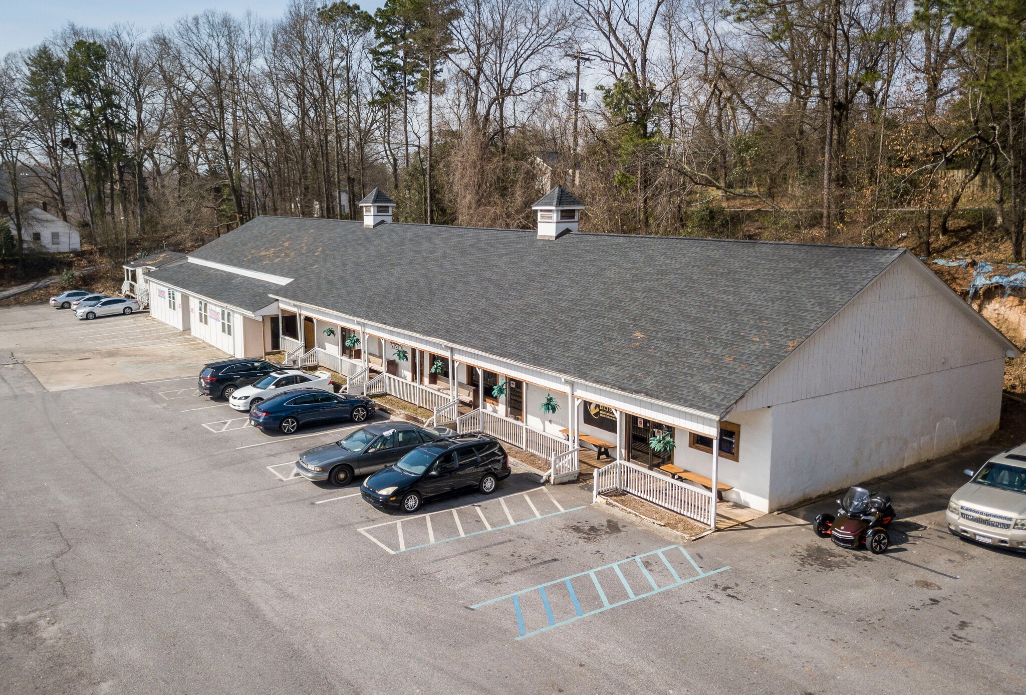3904-3910 Augusta Rd, Greenville, SC for lease Primary Photo- Image 1 of 15