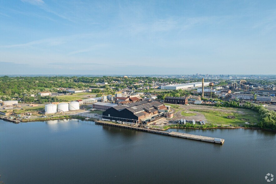 5501 Pennington Ave, Baltimore, MD à vendre - Vidéo sur l’inscription commerciale - Image 2 de 21