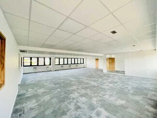 More details for Avenue Jean Lolive, Pantin - Office for Lease